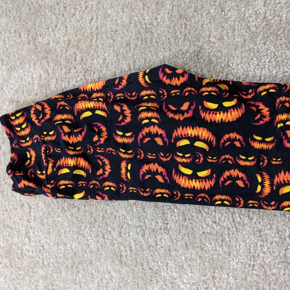 Halloween Lula roe leggings os